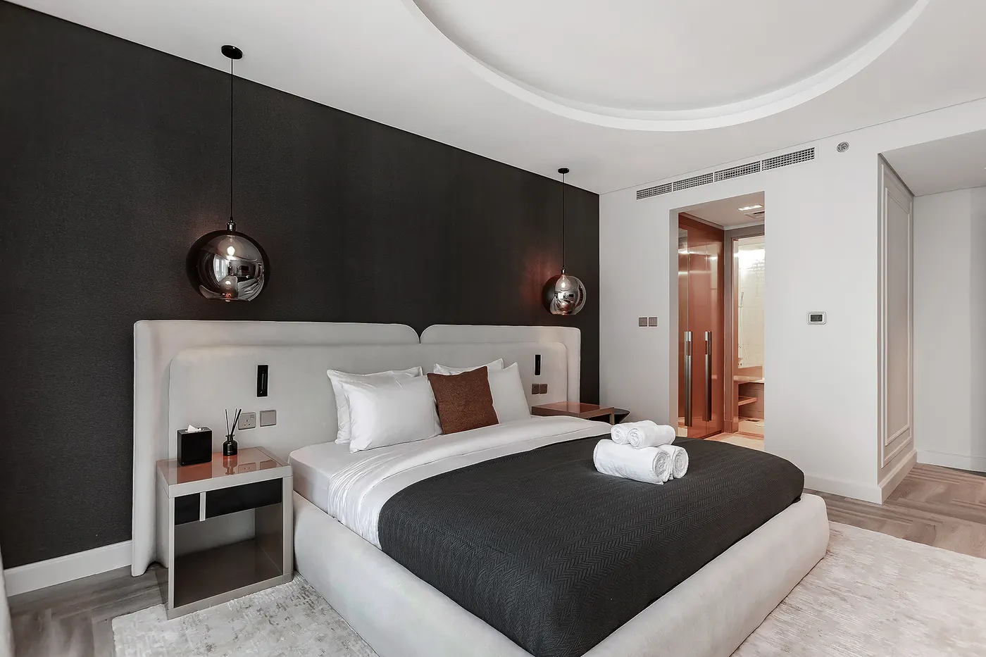 Bedroom of a Stellium apartment in Damac Paramount, Business Bay
